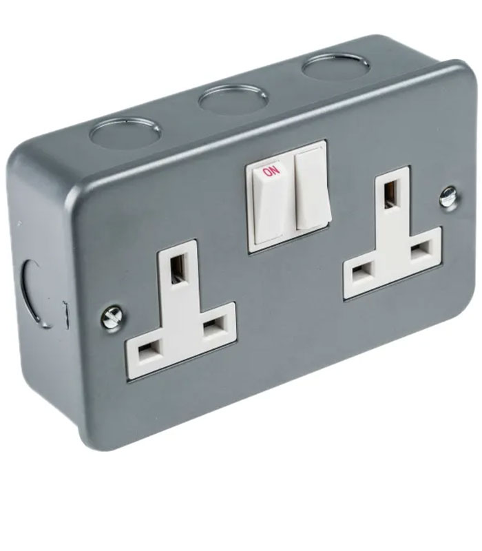 Powermax M406 13A 2 Gang Metallic Socket